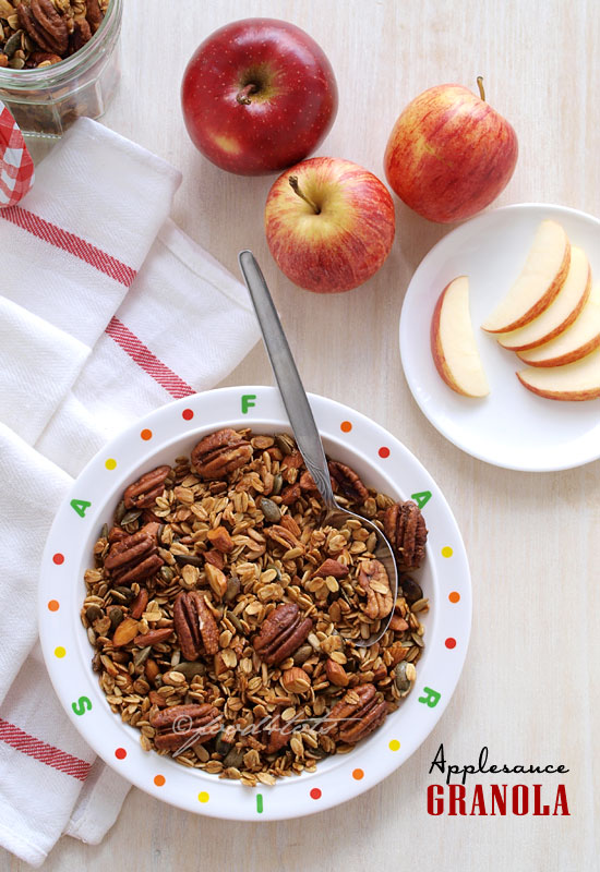 granola, applesauce, Nigella Lawson, homemade, nuts, seeds, breakfast cereal, toddler, food 4 tots