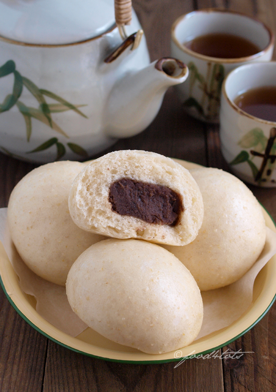 Wholemeal Pau with Red Bean Filling, pau, baozi, Chinese steamed bun, wholemeal pau, red bean pao, dim sum, toddler, kid, children, snack, food 4 tots 